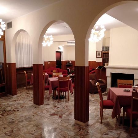 Hotel Viola Caramanico Terme Zewnętrze zdjęcie